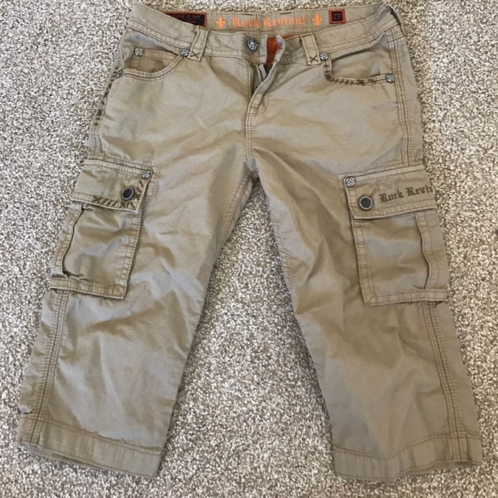 Rock Revival khaki cargo capris